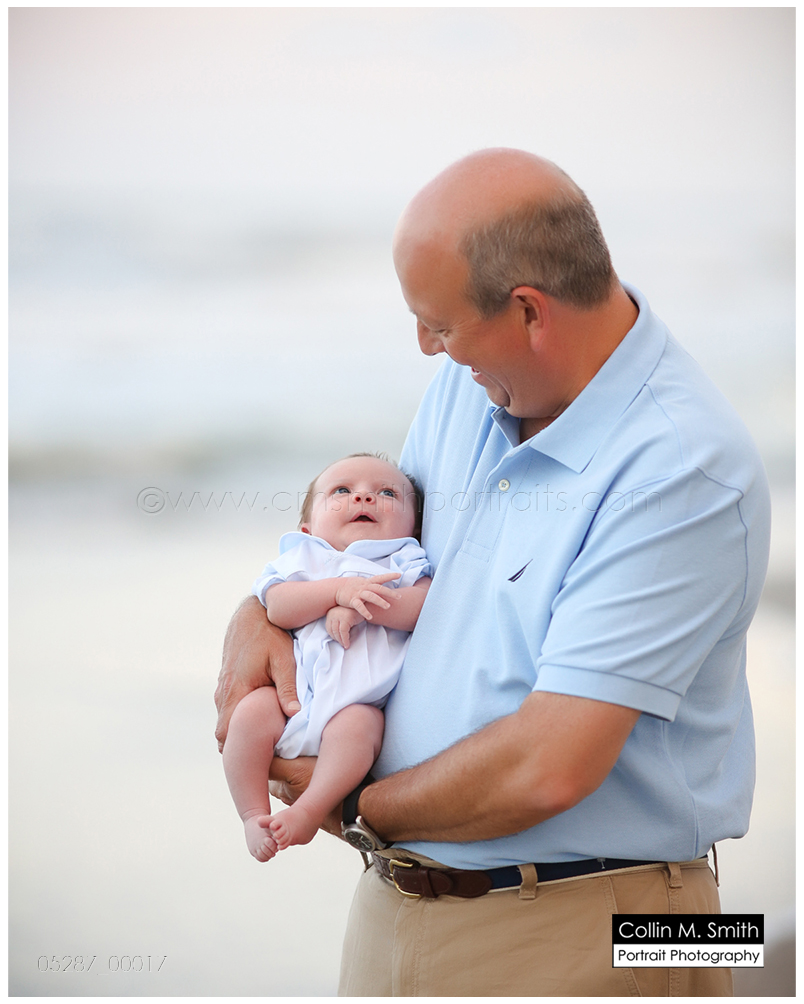 CMSPP05287_00017-beach-family-baby